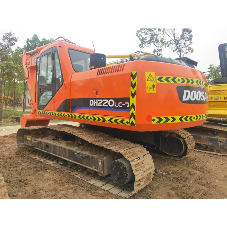 Used DOOSAN DH220LC-7